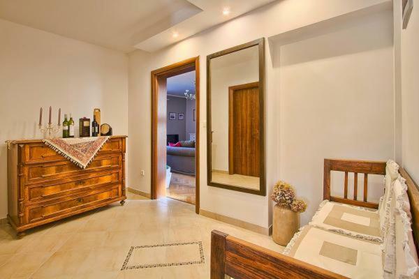 Apartman Turk Apartment Premantura Exterior photo